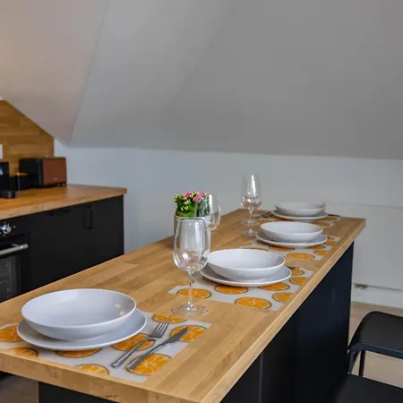 Capello- New With A Old Town View Apartman